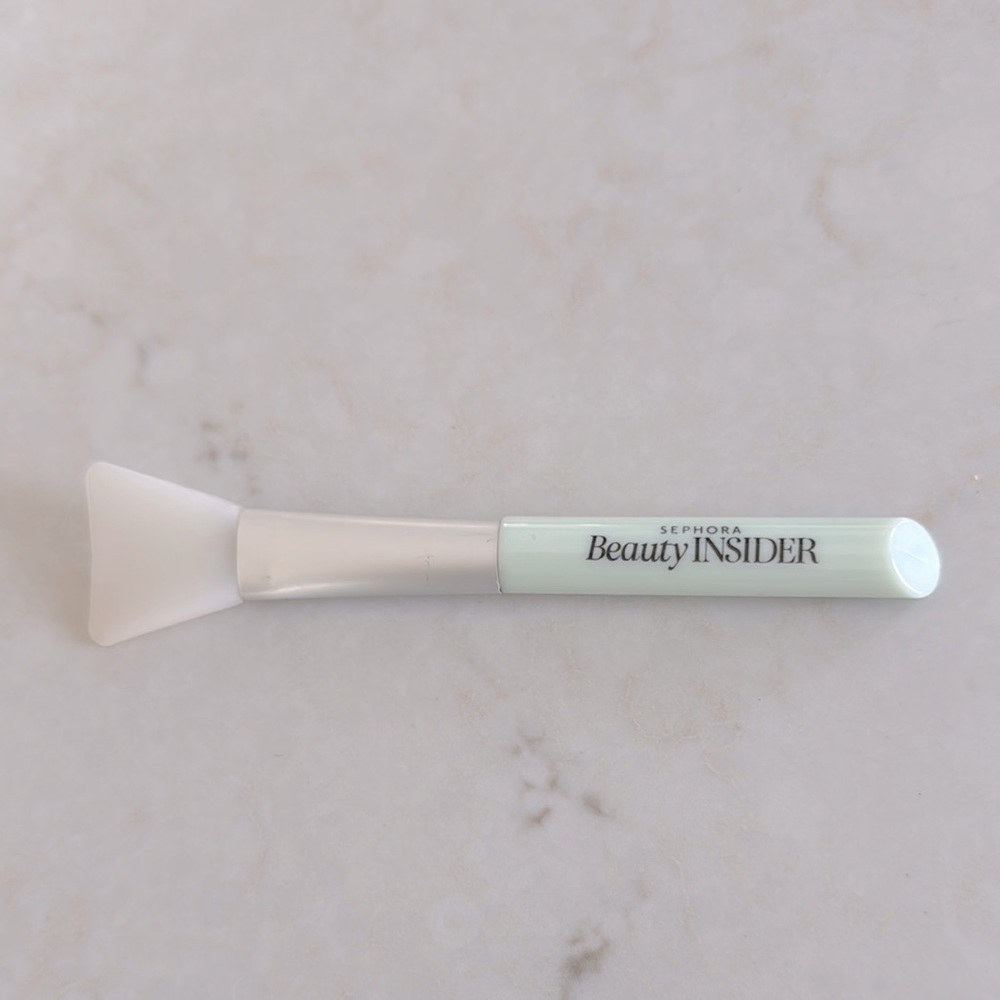 NWoT Sephora silicone mask brush in light teal